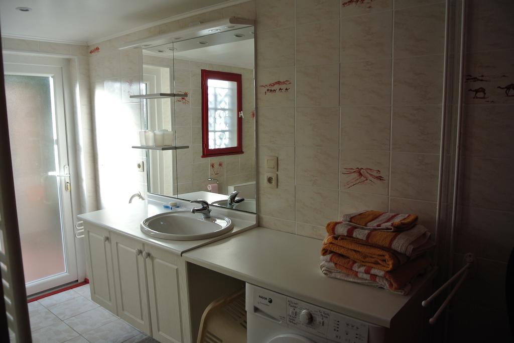 En Avignon 30133 Les Angles Apartment Les Angles  Bilik gambar