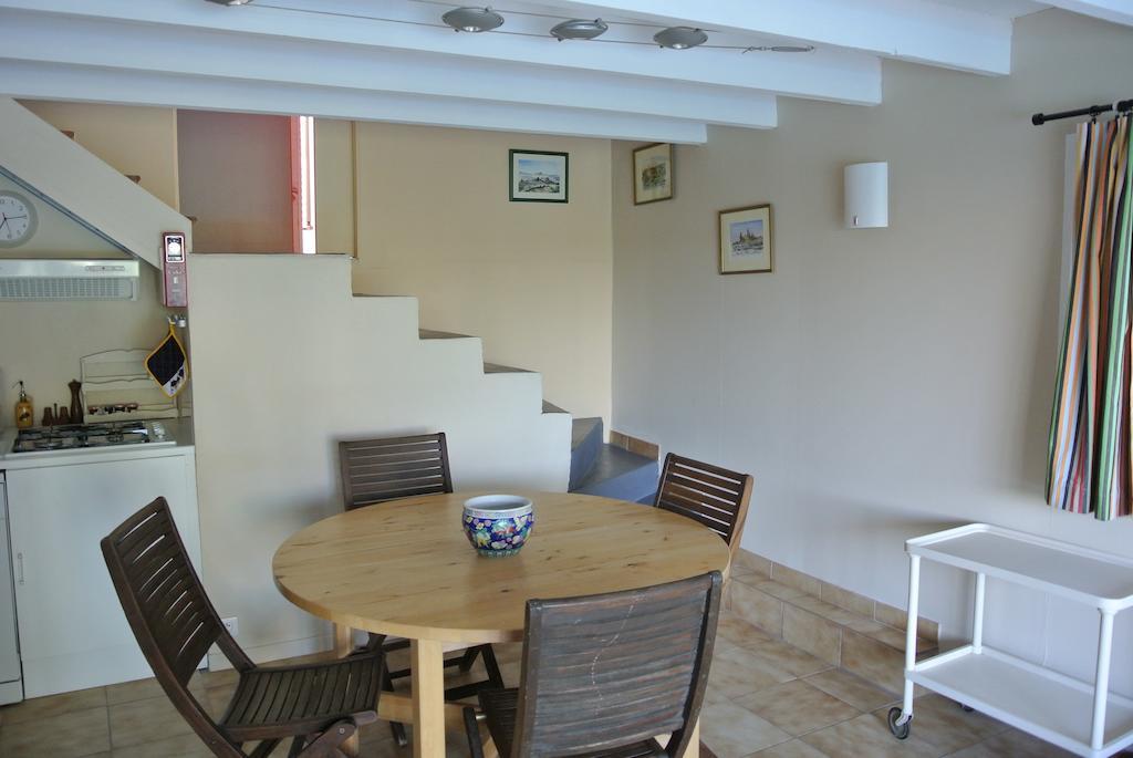 En Avignon 30133 Les Angles Apartment Les Angles  Bilik gambar