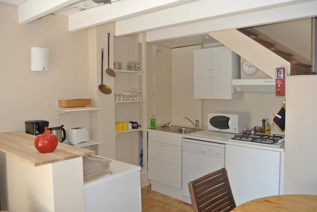 En Avignon 30133 Les Angles Apartment Les Angles  Bilik gambar